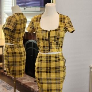 Yellow plaid zipper crop top and matching skirt set. SIZE SMALL